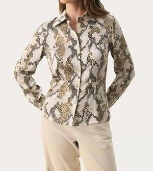 NEW PART TWO lenda shirt in french oak snake print / nature